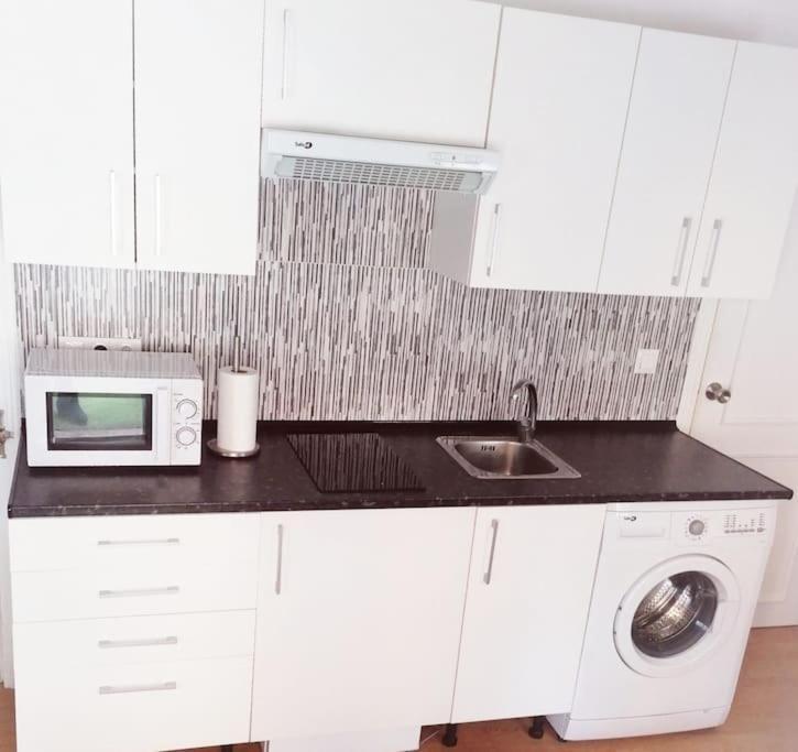 Atico Estudio Con Terraza - Centro Sevilla Kültér fotó